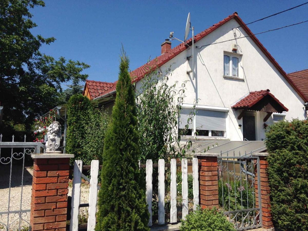 Apartment Balatonbereny 8 Ngoại thất bức ảnh